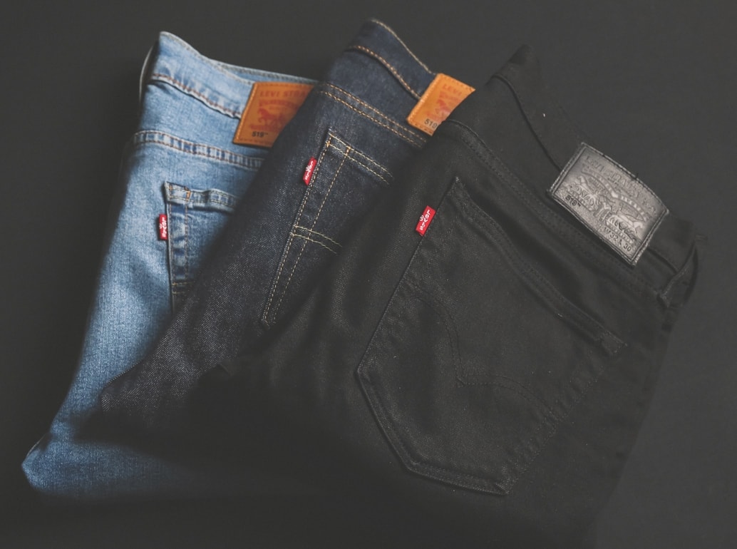 JEANS.CH Red Tab