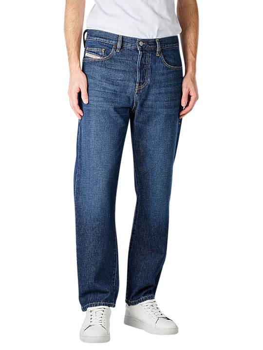 Diesel 2020 D-Viker Jeans Straight Fit Herren Jeans