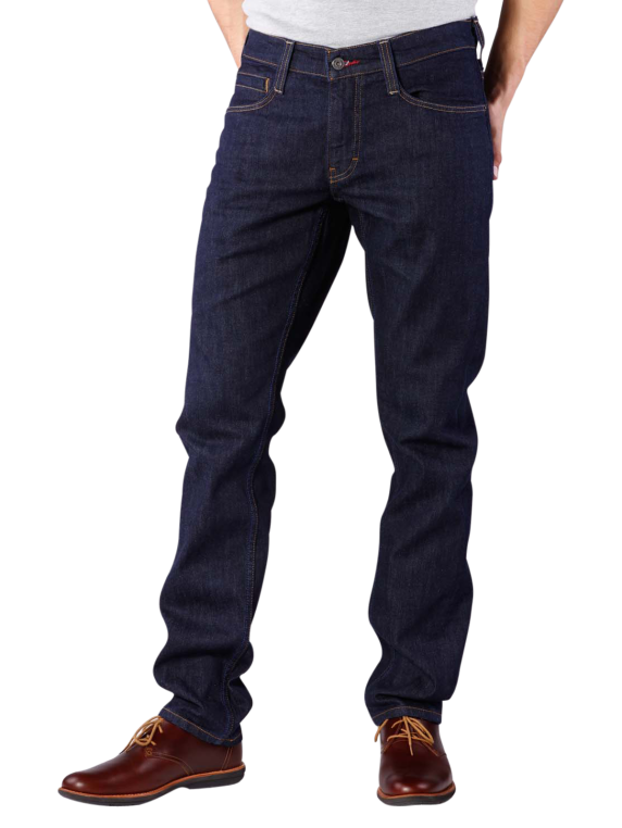 Mustang Oregon Jeans Tapered Fit in 