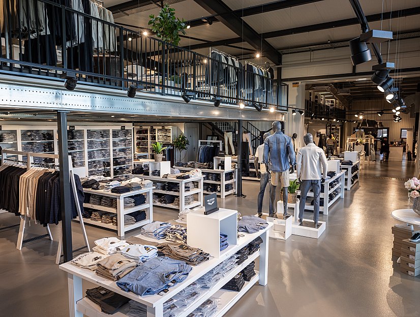 JEANS.CH – Die grösste Jeans-Auswahl der Schweiz: persönlich, familiär & mit Stil